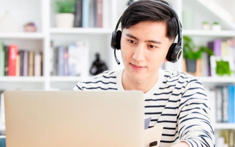Khi nào nên học tiếng Anh online?