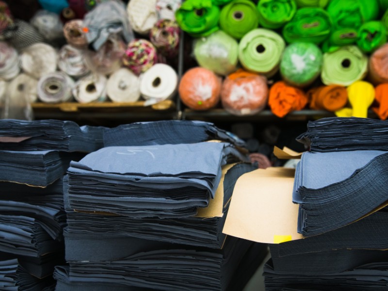 Kiểm tra hàng trước khi vận chuyển về Việt Nam