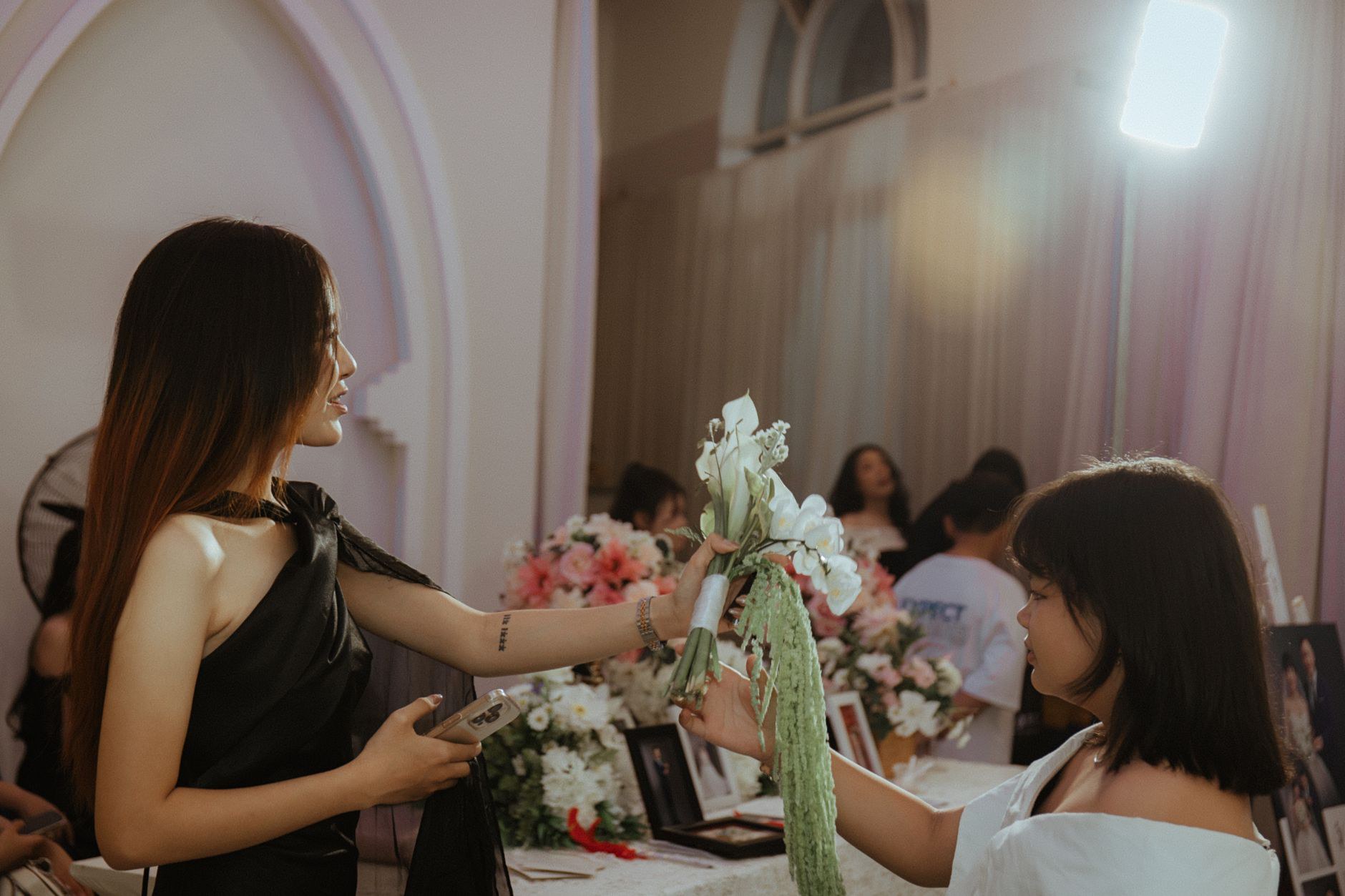 Chọn Nhạc Nền Cho Tiệc Cưới Và Sự Kiện Sao Cho Đúng