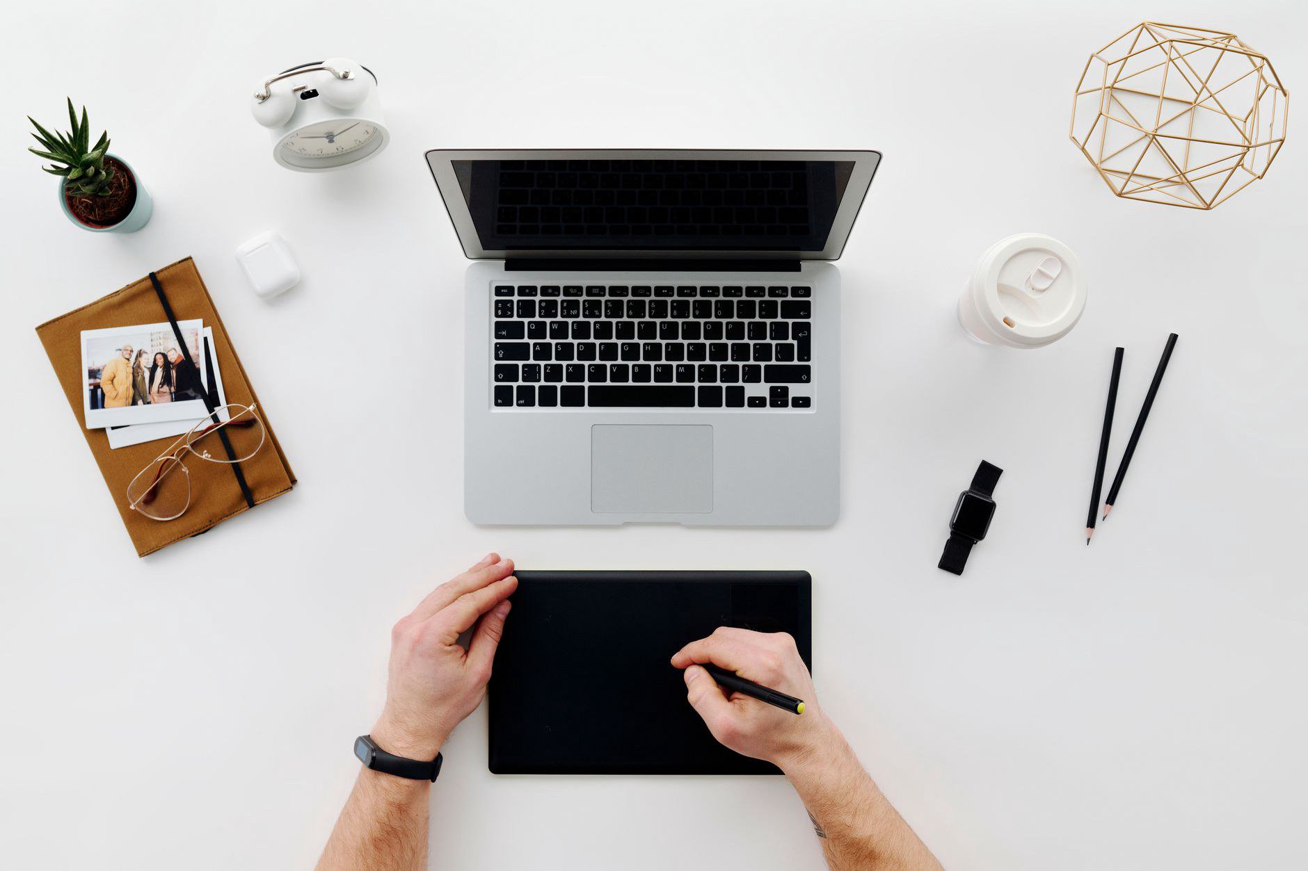 1. MONA Media: landing page thiết kế riêng và dễ mở rộng 1. MONA Media: landing page thiết kế riêng và dễ mở rộng